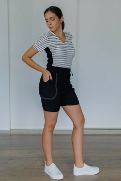30592-SHORT SENSORIALE PRETO COM PESPONTO - comprar online