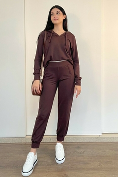 30781-CONJUNTO CALÇA E BLUSA MOLETINHO MARROM