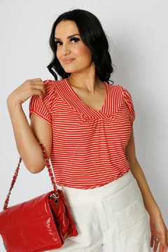 31066-BLUSA MALHA LISTRADA EM VERMELHO E BRANCO na internet