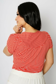 31066-BLUSA MALHA LISTRADA EM VERMELHO E BRANCO - loja online