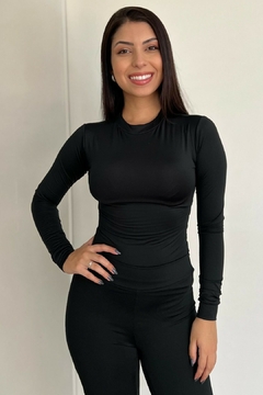 30802-BLUSA TÉRMICA BÁSICA PRETA - comprar online