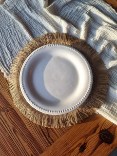 Plato de sitio yute con flecos en internet