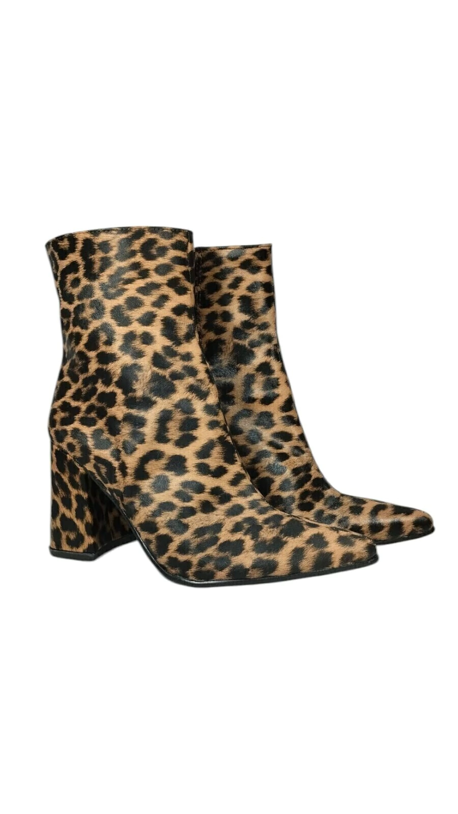 Bota Corta Taco Cuadrado / Animal Print