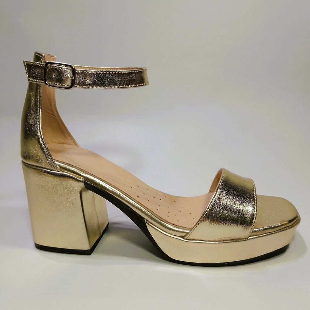 Sandalias María / Oro