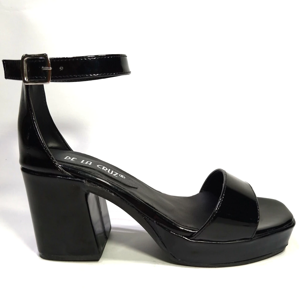 Sandalias María /Negro Charol