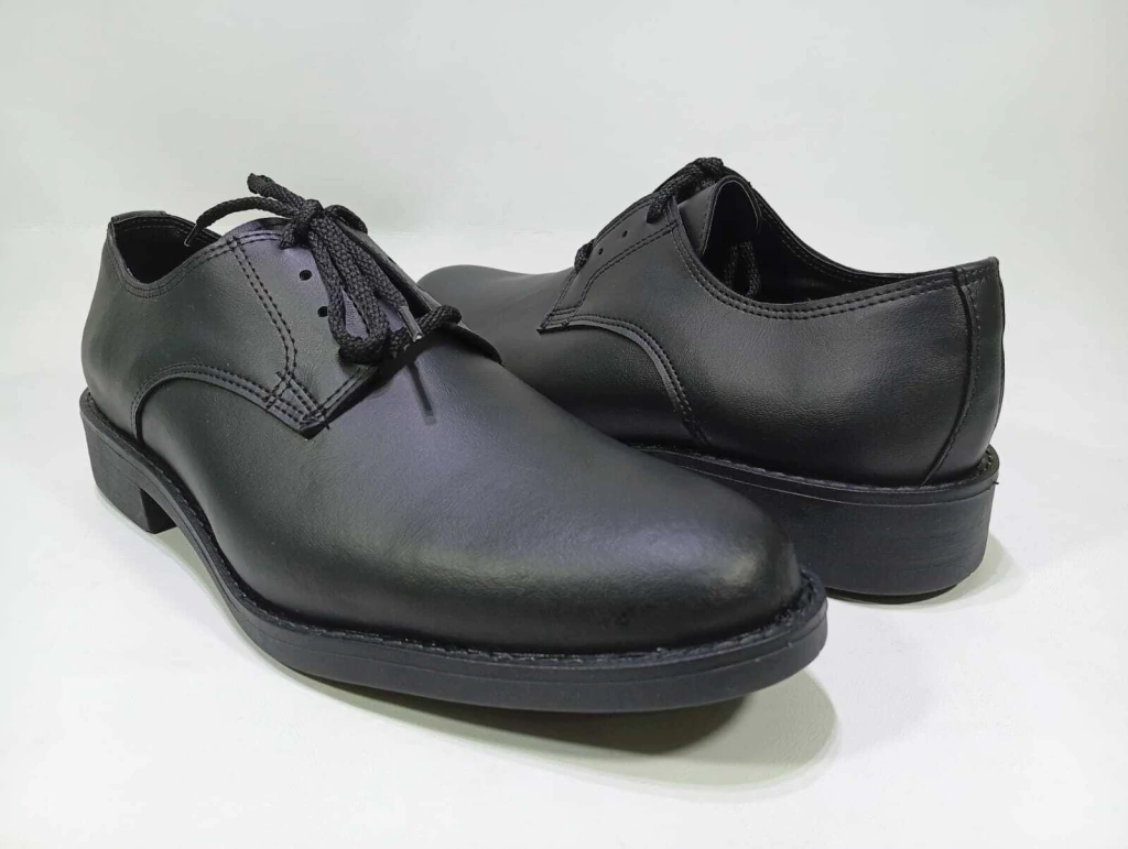 Zapato Sintético de Vestir con Cordones / Negro