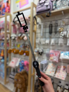 Palo de selfie extensible con control