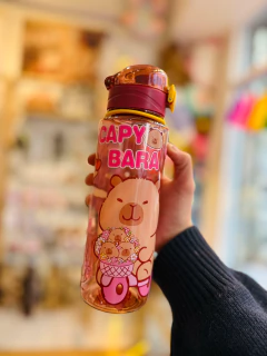 Botella capibara plastico 700ml en internet