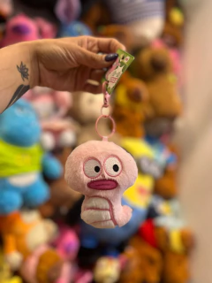 Llavero oruga con sonido