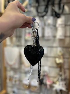 Llavero corazón negro en internet