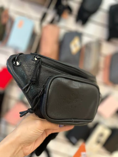 Riñonera Amay negra - comprar online