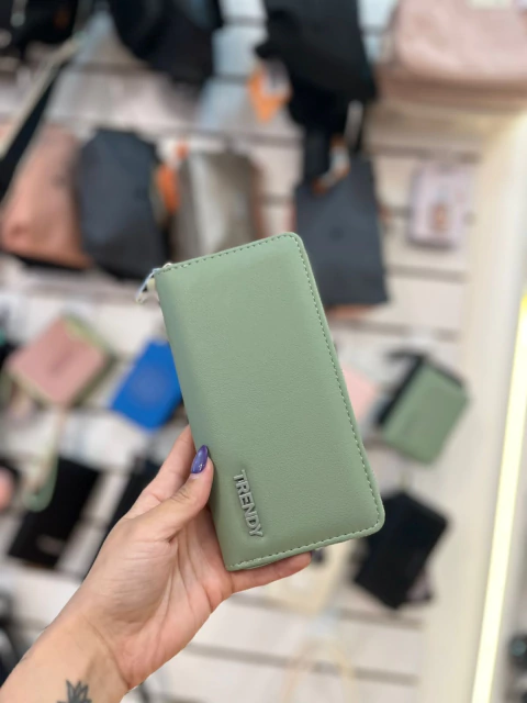 Billetera grande Trendy verde