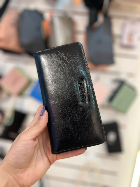 Billetera grande Trendy negra