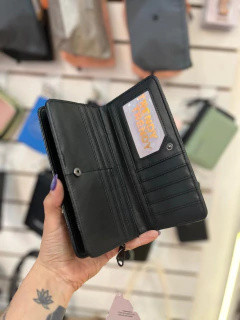 Billetera grande Trendy negra en internet