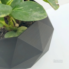 Maceta GEO | Tamaño XL - TANK Fábrica de Diseño
