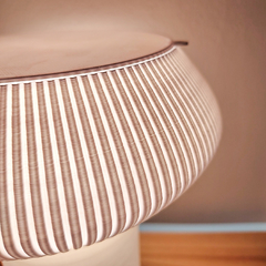 io | Lámpara de mesa en internet