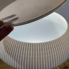 io XL | Lámpara de mesa - TANK Fábrica de Diseño