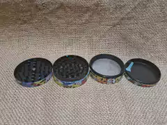 Picador Grinder Pikachu Molinillo Acero 4 Partes - Grande - comprar online