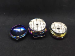 Picador Grinder Pikachu Alum 3 Partes Tornasol Skull - SIMPLE SHOP
