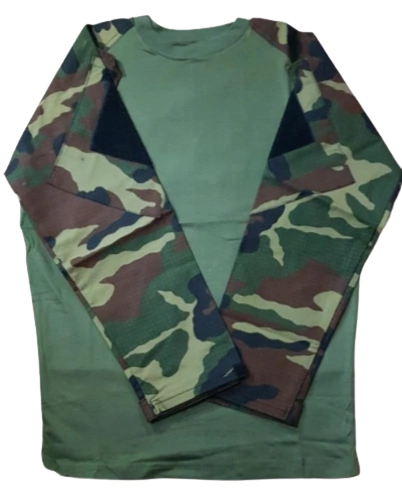 Remera táctica - bajo chaleco - CAMUFLADO WOODLAND