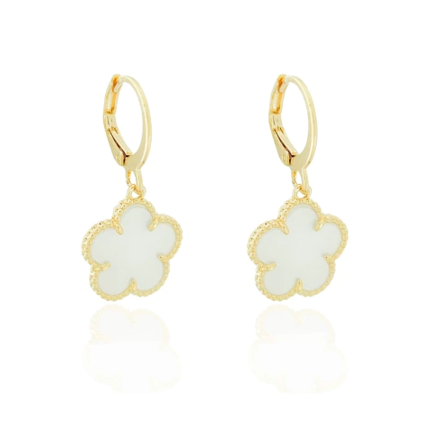 Brinco Argolinha Flor Madrepérola Banhado a Ouro