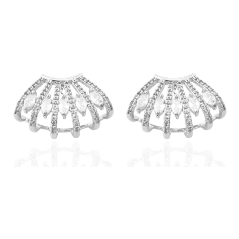 Brinco Ear Hook Cravejado e Pedras Cristais Banhado a Prata