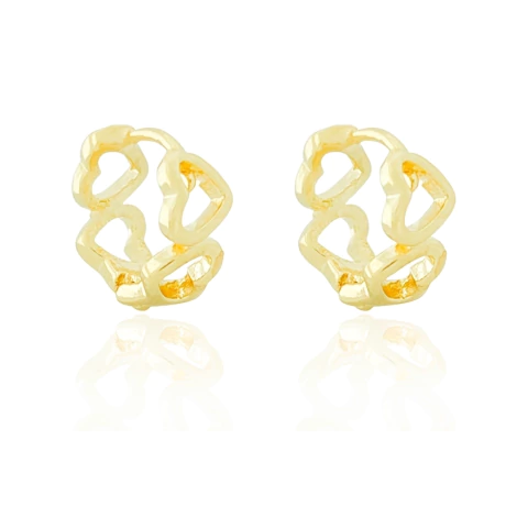 Brinco Argolinha Corações Vazados Banhado a Ouro