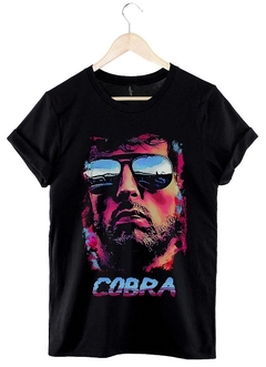 Remera Cobra (negro)