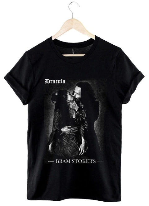 Remera Dracula (Negro)