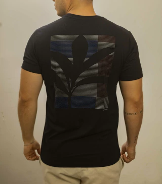T-Shirt Folhas - comprar online