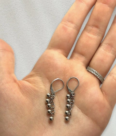 3364 Aritos Colgantes de Bolitas Acero Quirúrgico - comprar online