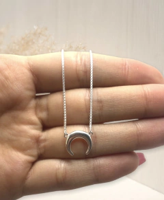 3.6 Conjunto Luna Invertida con Cadena Plata Italiana