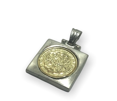 AG76 Dije San Benito reversible Plata y Oro en internet
