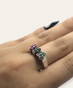 TAI 7 Anillo con Piedras Plata 925