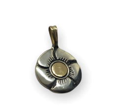 DV 246 Dije Flor Plata 925 y Oro