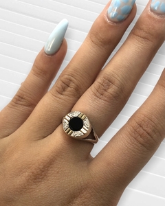 AG253 CH N Anillo Plata y Oro Redondo Negro - comprar online