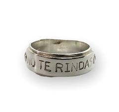 AV 781 - NO TE RINDAS Anillo con Frase Plata 925 - Stal Joyas