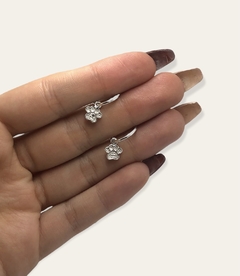 ART 2 Aros Argolla con Dije Huellita de Perro Plata 925 - comprar online