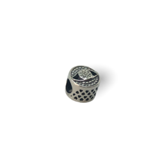 2.6 gr Dije Charm Circular Ojo con Cubics Plata Italiana