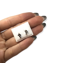 10040 Aros Pasantes Letras - Consultar por Stock Acero Quirúrgico (A- Z) - comprar online