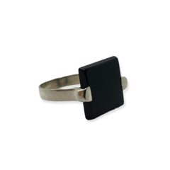 NAR 14 Anillo con Piedra Onix Cuadrada Negra Plata 925 en internet