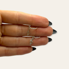 ART 2 Aro Argolla con Dije Forma Clave del Sol Plata 925 - comprar online