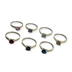 NAR 2 Anillos Con Piedra - Variedad Colores Plata y Oro - comprar online