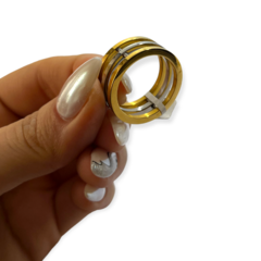 0206 Anillo Triple de Diseño Acero Quirúrgico Dorado - comprar online