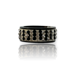 0043 Anillo Grueso con Cubics Blancos y Negros Acero Quirúrgico