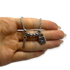 8562 Pulsera Candado y Llave Acero Quirúrgico en internet