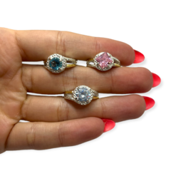 LARA 22 Anillo Cubic - Variedad de Colores Plata y Oro