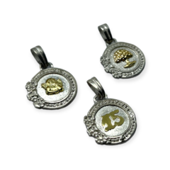 LARA 21 Dije - Variedad de Formas (20 mm) Plata y Oro