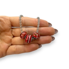 TINI-11 Pulsera 3 Donas Rojas Acero Quirúrgico