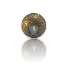 5599-A Dije Dona Arenada Dorada (10 mm) Acero Quirúrgico - comprar online